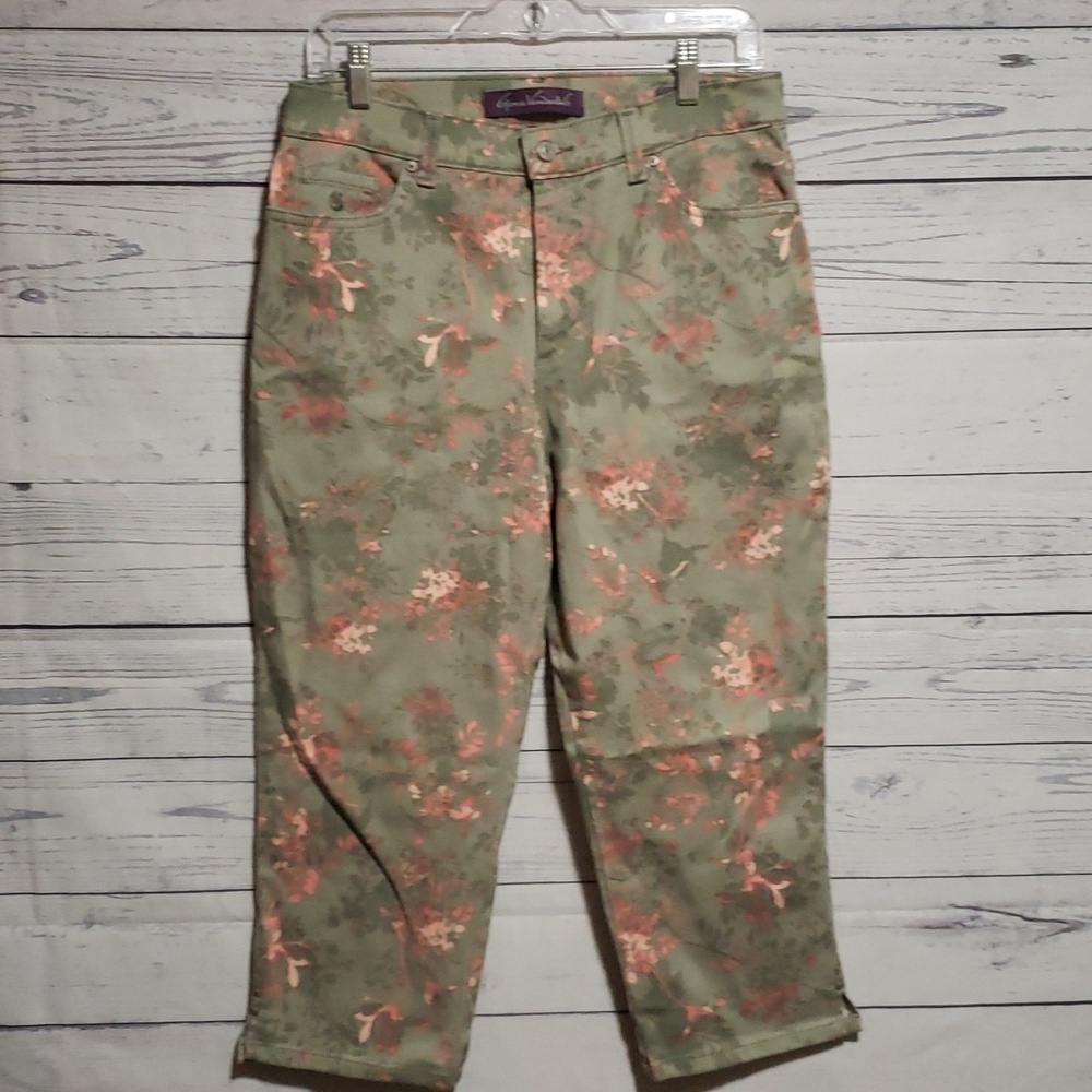 Gloria Vanderbilt pants